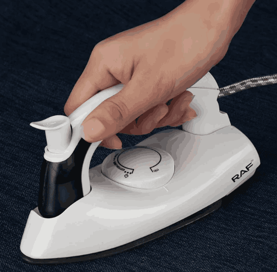 Plancha de vapor plegable y portátil IronHeat™