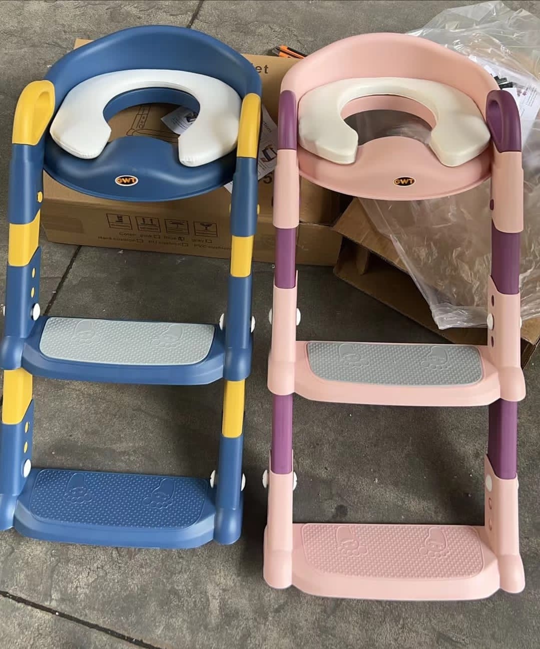 ESCALERA ADAPTADOR INODORO PARA NIÑOS/AS
