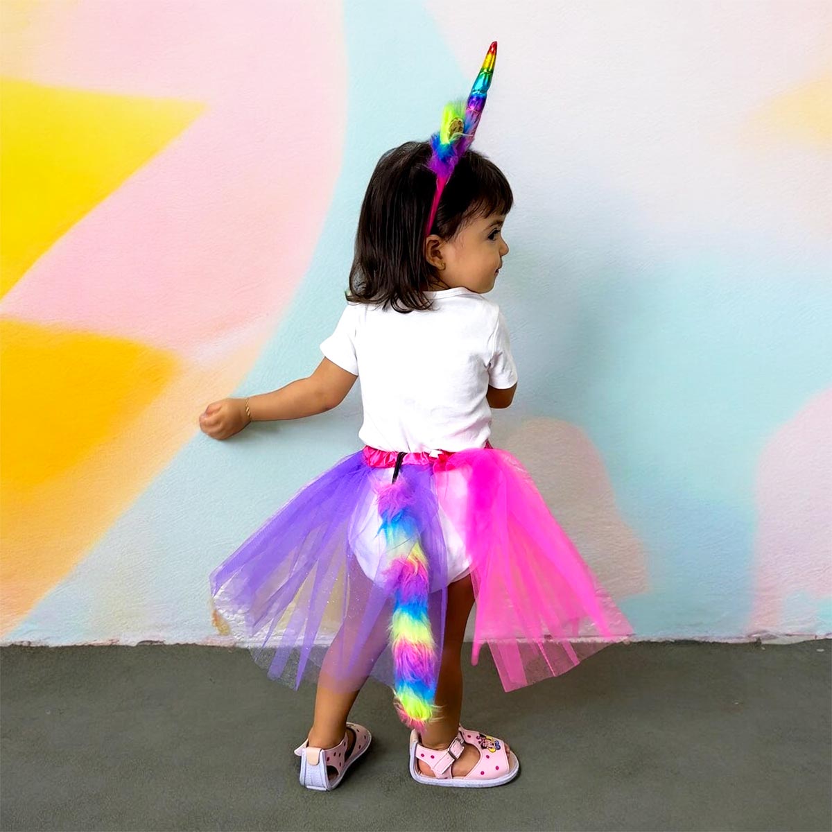 Disfraz de Unicornio Arcoiris para niñas de 2-8 Años CostumeKids™