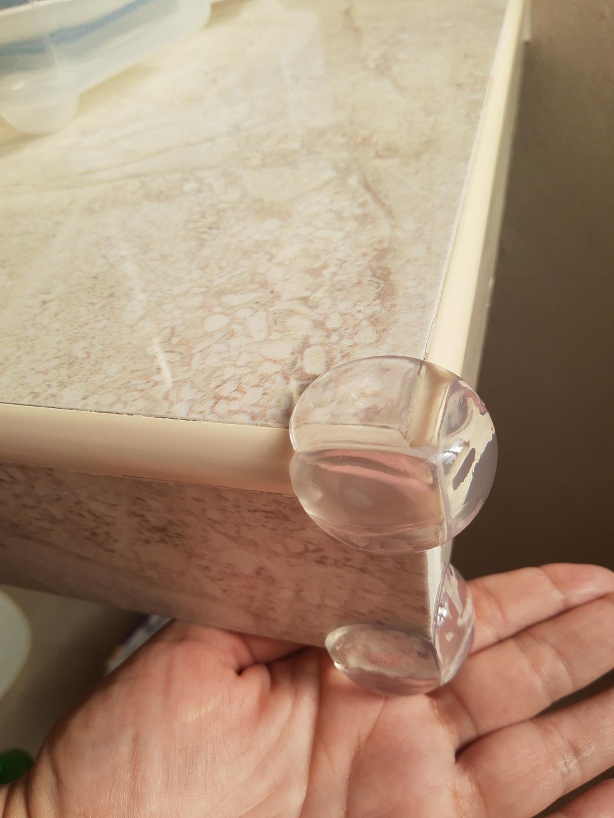 Kit 12 Protectores de Silicona de Esquinas para niños y bebés SiliProtect™