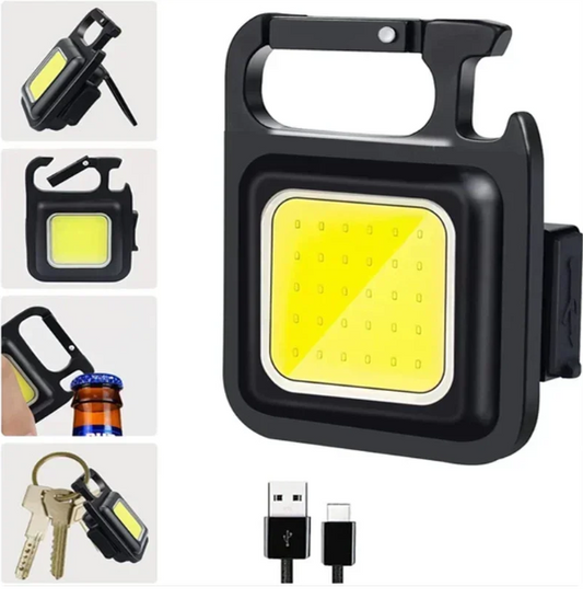 Mini linterna de llavero con ultra iluminación ILUMI™