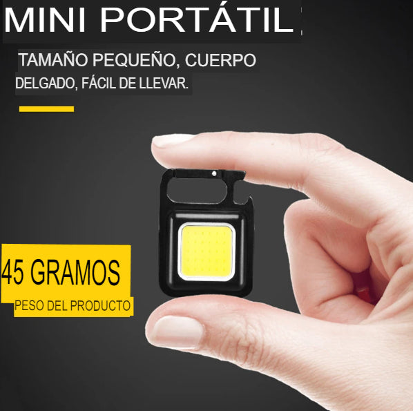 Mini linterna de llavero con ultra iluminación ILUMI™
